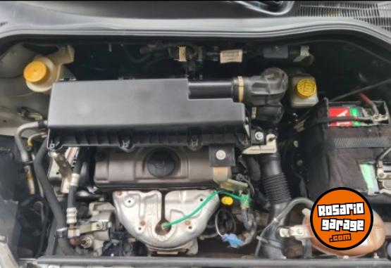 Utilitarios - Fiat Qubo active 1.4 fiorino 2013 Nafta 116900Km - En Venta