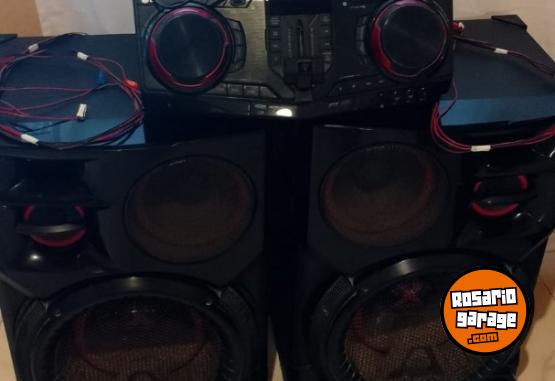 Instrumentos Musicales - Vendo equipo de audio LG xboom - En Venta