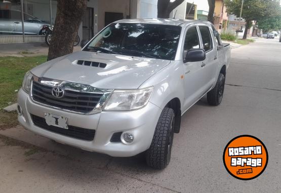 Camionetas - Toyota Hilux 2014 Diesel 210000Km - En Venta