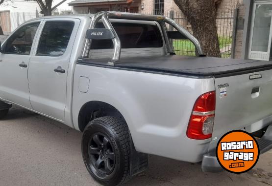 Camionetas - Toyota Hilux 2014 Diesel 210000Km - En Venta