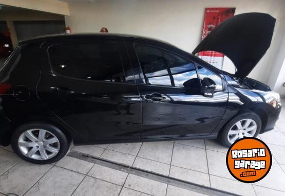 Autos - Peugeot 308 allure 2017 Nafta 115000Km - En Venta