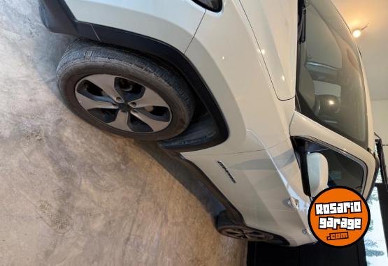 Camionetas - Jeep Compass Longitude 2018 Nafta 124000Km - En Venta