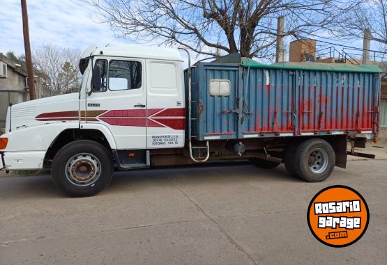 Camiones y Gr�as - Mercedes 1620 - En Venta