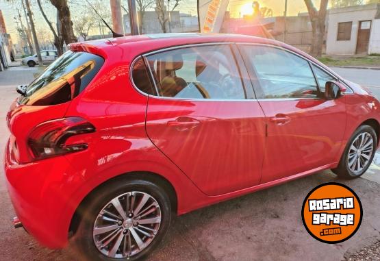Autos - Peugeot 208 Feline 2017 Nafta 91000Km - En Venta