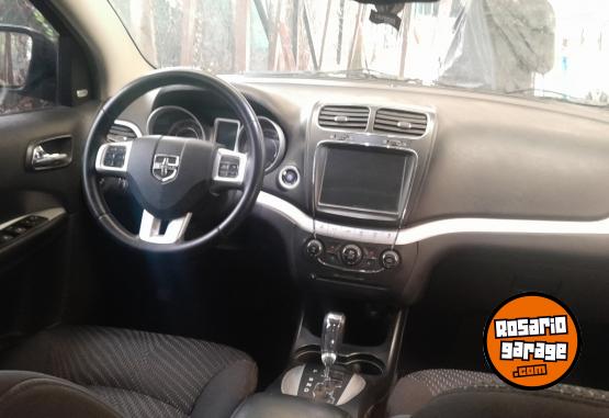 Camionetas - Dodge Journey 2013 Nafta 103000Km - En Venta