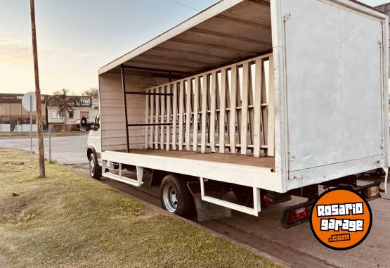 Camiones y Gr�as - Iveco Daily 79c16 chasis 4350 2012 - En Venta