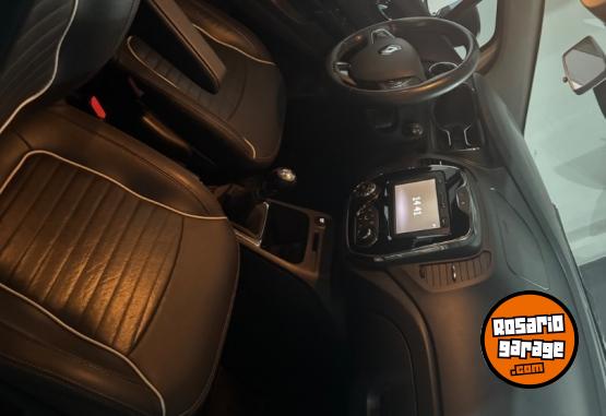 Autos - Renault Captur 2018 Nafta 90000Km - En Venta
