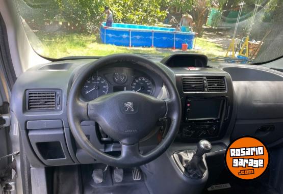 Utilitarios - Peugeot Expert HDI 2015 Diesel 204000Km - En Venta