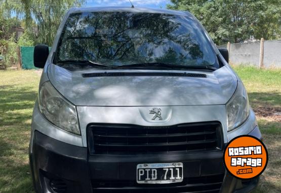 Utilitarios - Peugeot Expert HDI 2015 Diesel 204000Km - En Venta