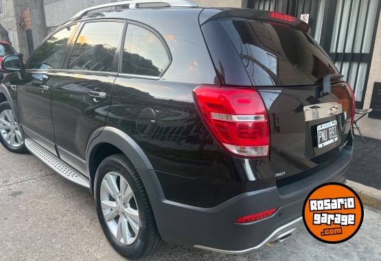 Camionetas - Chevrolet Captiva 2016 Diesel 98000Km - En Venta