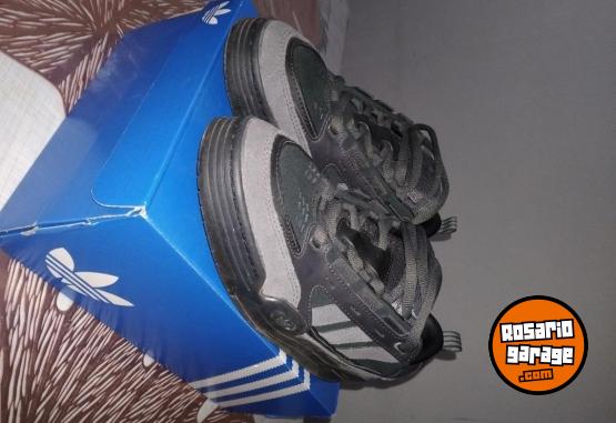 Indumentaria - Zapatillas adidas ADI2000 talle,41.5 (Originales) - En Venta