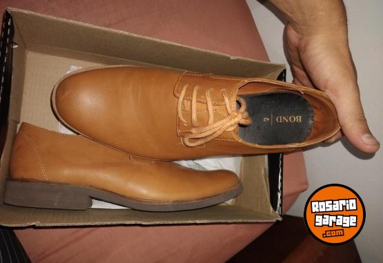 Indumentaria - Zapatos BOND talle 42 - En Venta