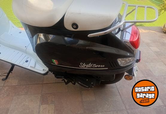 Motos - Motomel 2023 strato euro 2023 Nafta 7700Km - En Venta