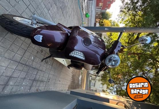 Motos - Motomel Strato Euro 2023 Nafta 5000Km - En Venta