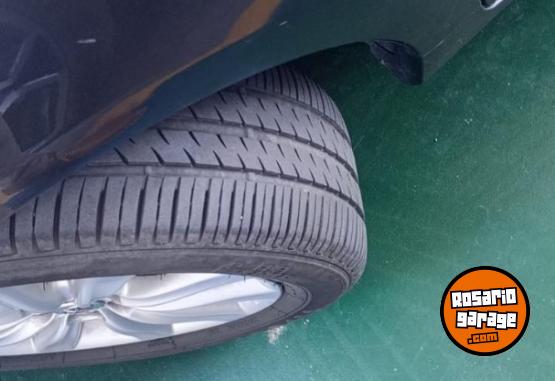 Autos - Toyota Corolla 2013 Nafta 111111Km - En Venta