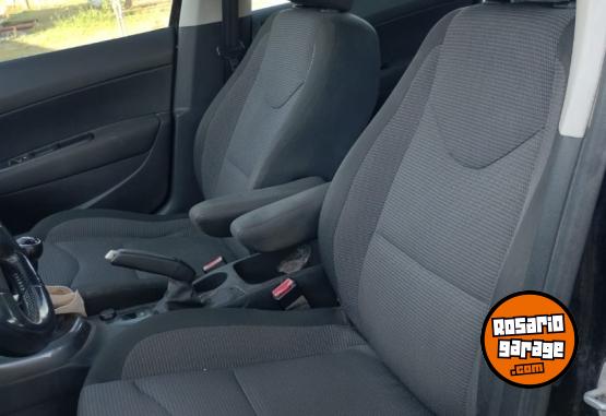 Autos - Peugeot 308 allure 2012 Nafta 250000Km - En Venta