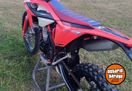 Motos - Beta 350r 2024 Nafta 107Km - En Venta