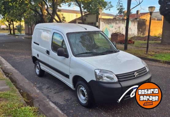 Utilitarios - Citroen Berlingo 2025 Diesel 35Km - En Venta