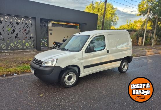 Utilitarios - Citroen Berlingo 2025 Diesel 35Km - En Venta