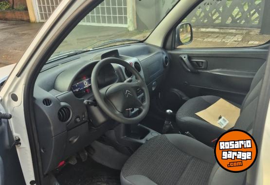 Utilitarios - Citroen Berlingo 2025 Diesel 35Km - En Venta