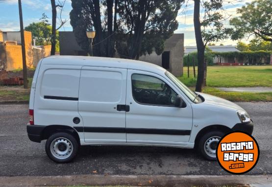 Utilitarios - Citroen Berlingo 2025 Diesel 35Km - En Venta