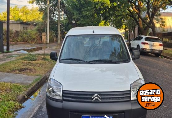 Utilitarios - Citroen Berlingo 2025 Diesel 35Km - En Venta