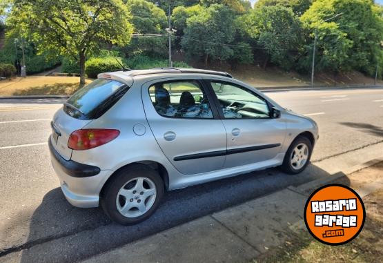 Autos - Peugeot 206 2005 Diesel 180000Km - En Venta