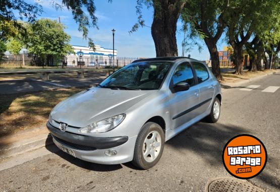 Autos - Peugeot 206 2005 Diesel 180000Km - En Venta