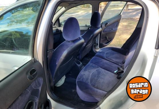 Autos - Peugeot 206 2005 Diesel 180000Km - En Venta