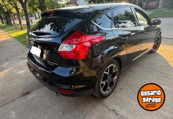 Autos - Ford Focus titanium 2013 Nafta 111000Km - En Venta