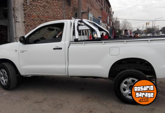 Camionetas - Toyota 2008 Hilux Cabina simple 2008 Diesel 276000Km - En Venta