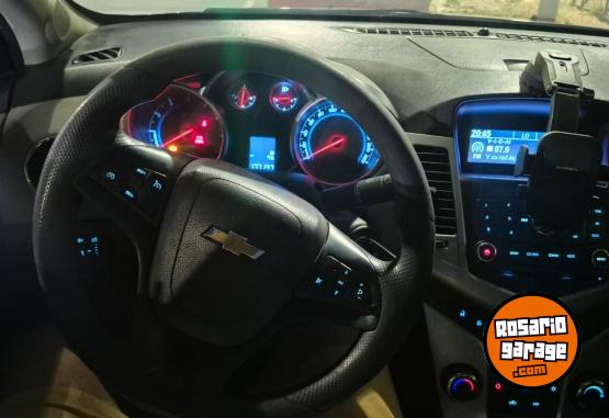 Autos - Chevrolet Cruze LT 2012 Nafta 177000Km - En Venta