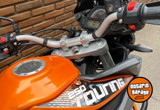 Motos - Corven Touring 250 2016 Nafta 11600Km - En Venta