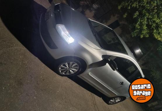 Autos - Volkswagen Fox 2010 Nafta 111111Km - En Venta