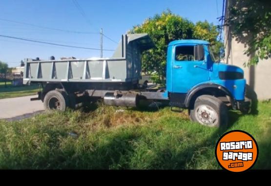 Camiones y Gr�as - Se vende - En Venta