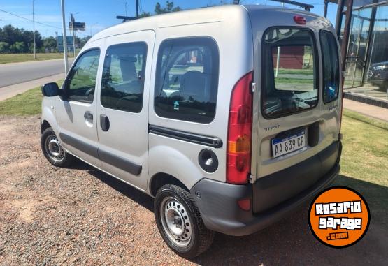 Utilitarios - Renault Kangoo 5 as 2p lateral 2017 Nafta 190000Km - En Venta