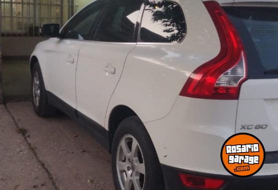Camionetas - Volvo Xc60 t6 HIGH A/T 4wd 2012 Nafta 226000Km - En Venta