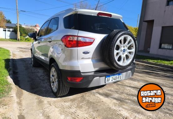 Autos - Ford Ecosport titanium 2022 Nafta 88000Km - En Venta