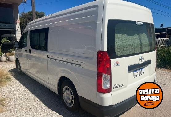Utilitarios - Motorhome HIACE 2021 Diesel 22000Km - En Venta
