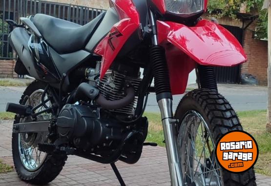 Motos - Zanella ZR 250 2017 Nafta 10Km - En Venta