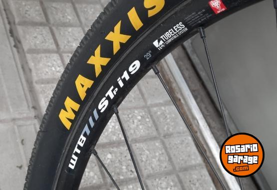 Deportes - SPECIALIZED ROCKHOPPER PRO 29 - En Venta