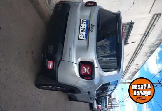 Camionetas - Jeep Renegade 1.8 2016 Nafta 85000Km - En Venta