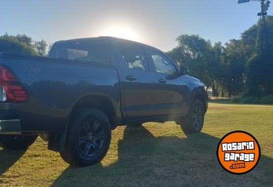 Camionetas - Toyota Hilux 2022 Diesel 152000Km - En Venta