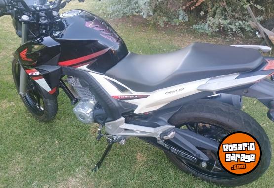 Motos - Honda CB Twister 2017 Nafta 14000Km - En Venta