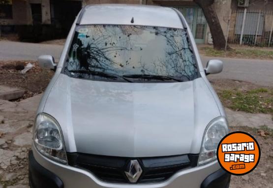 Utilitarios - Renault Kangoo 5 puertas 2017 GNC 190000Km - En Venta