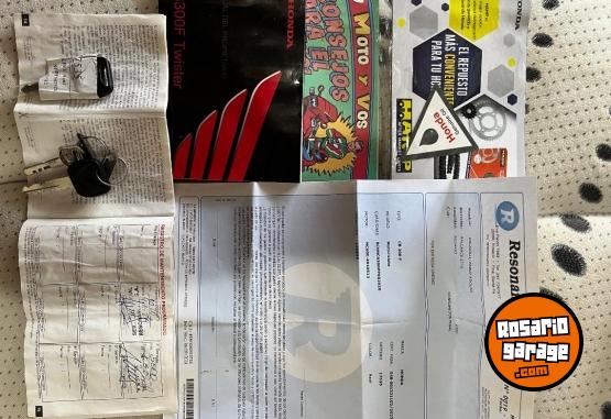 Motos - Honda CB300 TWISTER 2024 Nafta 6700Km - En Venta