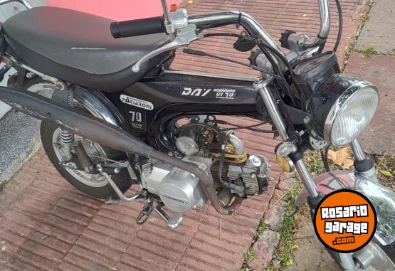 Motos - Guerrero Day 70 2010 Nafta 9000Km - En Venta