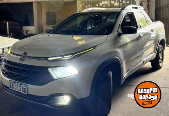 Camionetas - Fiat Fiat Toro 2017 Diesel 240000Km - En Venta