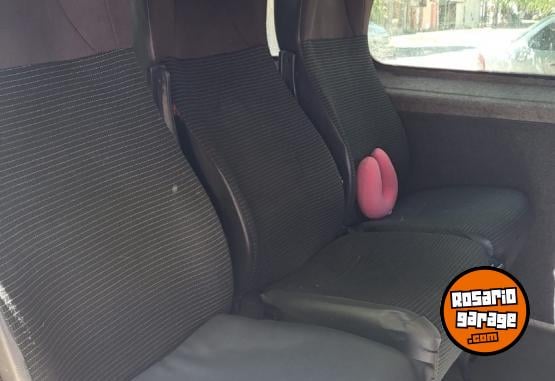 Utilitarios - Peugeot EXPERT 1.6 TURBO DIESEL 2010 GNC 478000Km - En Venta