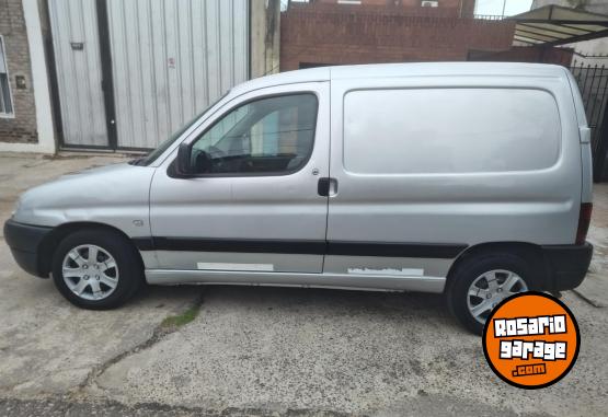 Utilitarios - Citroen berlingo 1.9 2do due�o 2007 Diesel 314000Km - En Venta